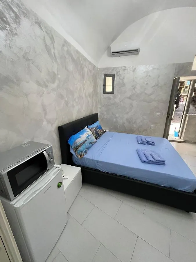 Casetta Stabile Naples 0*,  Italy